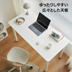 シンプルワークデスク｜優れた耐久性と省スペース設計で安心の作業スペース