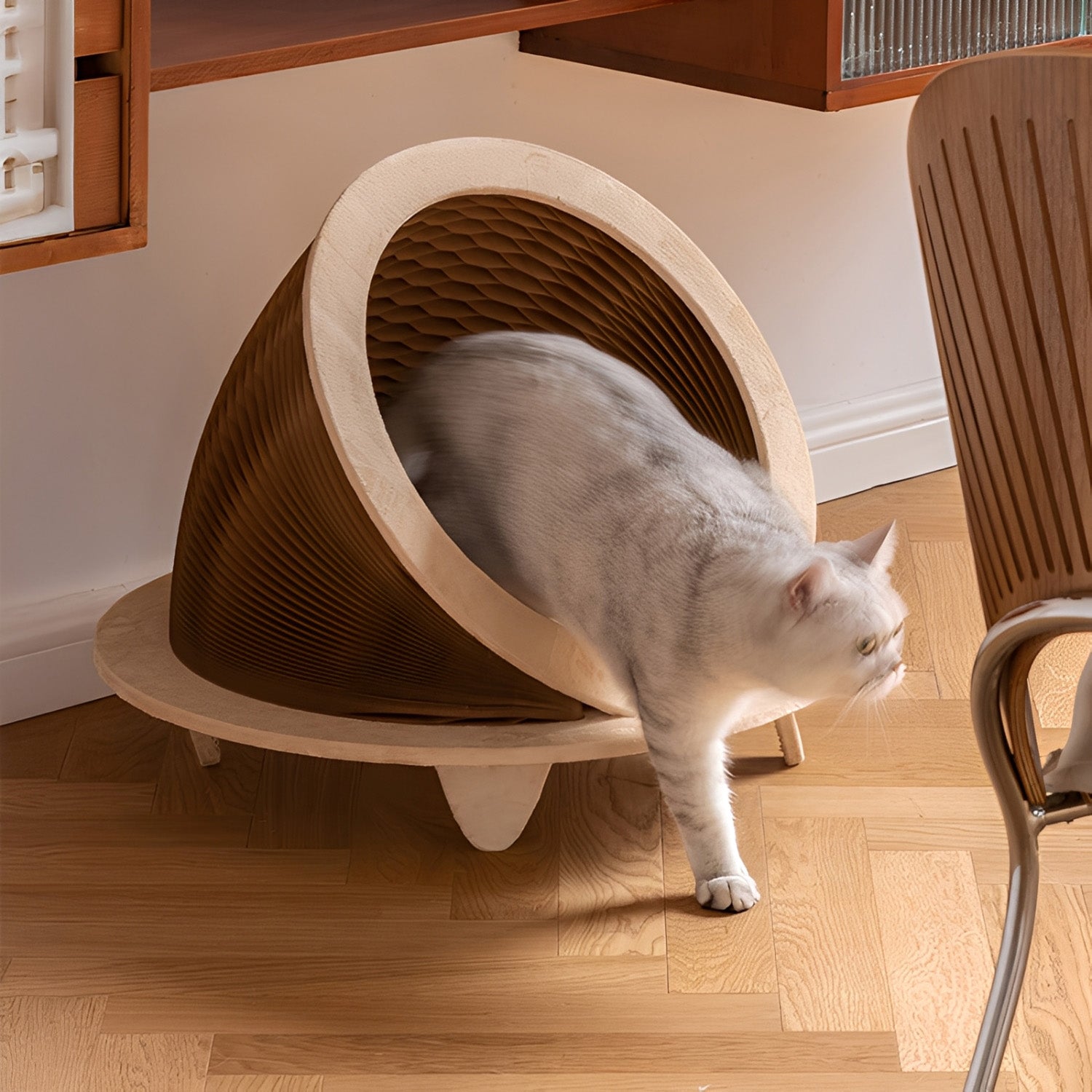 Kraft Paper UFOデザインペットハウス｜簡単組み立て通気性に優れたユニークデザイン