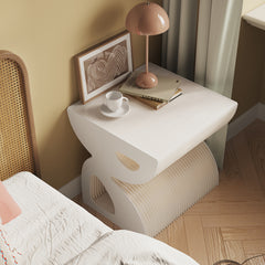 Kraft Paper エレガントウェーブテーブル｜引き伸ばすだけですぐに使える上品な折り畳み式テーブル
